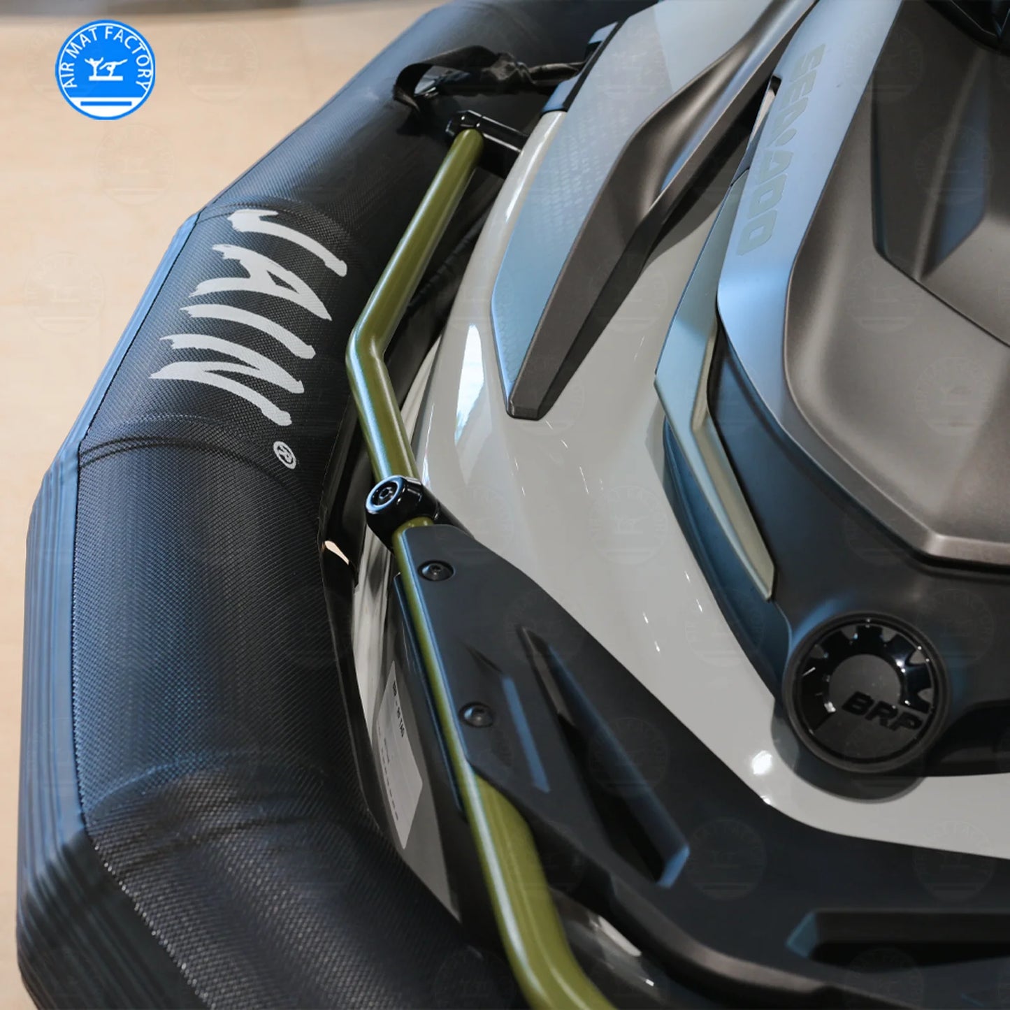 Stock! Hot Selling Inflatable PVC Motorboat Ribs Inflatable Motorboat Safety Devices Buoy U-Shaped Water Rescue Jet Ski Collor